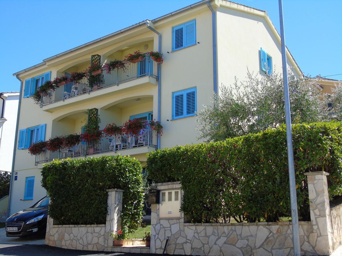 Apartment Karla Porec Exterior photo